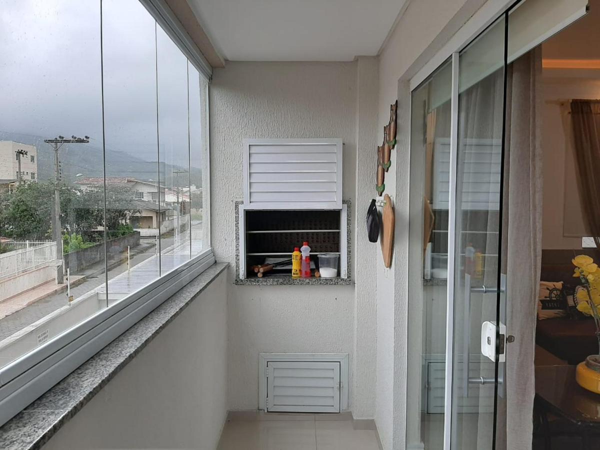 Lindo apartamento 3 dorm a 100m da praia de Perequê Porto Belo Exterior foto
